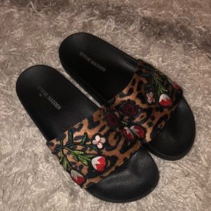 Steve Madden Slippers